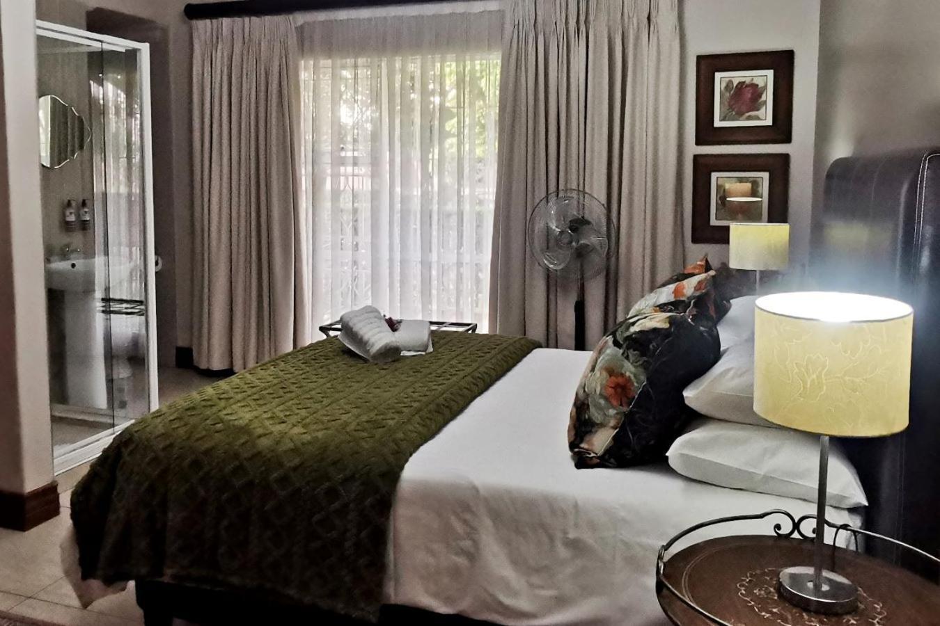 Bokmakierie Gastehuis Emalahleni Pty Ltd Bagian luar foto