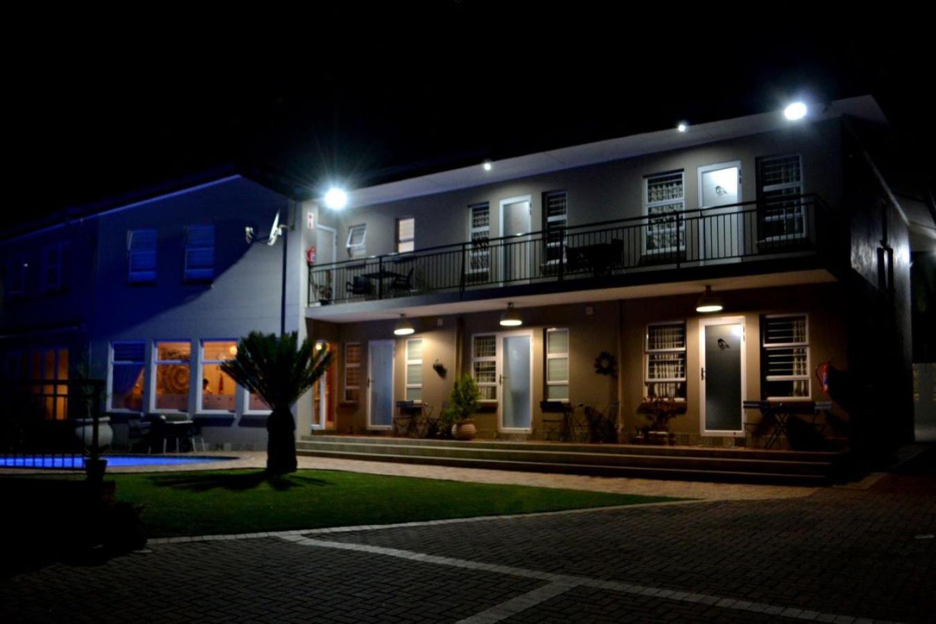 Bokmakierie Gastehuis Emalahleni Pty Ltd Bagian luar foto