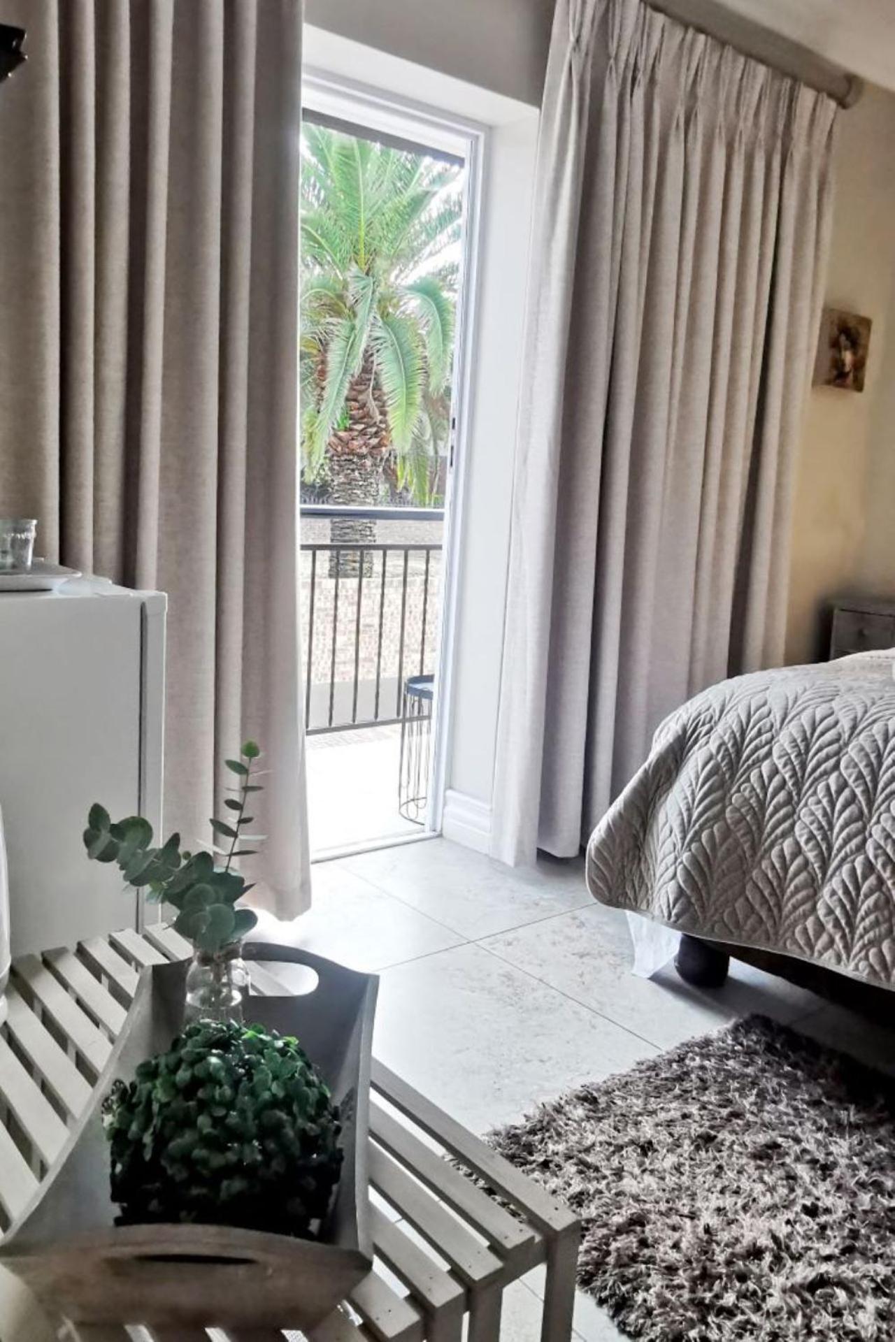 Bokmakierie Gastehuis Emalahleni Pty Ltd Bagian luar foto